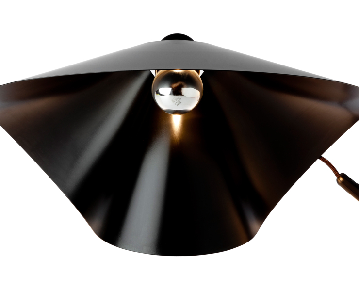 Lampe Nonne Noire 2.jpg