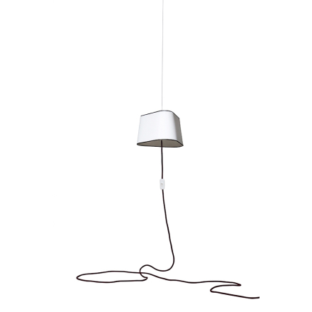 suspension nomade petit nuage blanc bordure noire.jpg